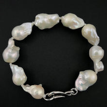 Load image into Gallery viewer, Flaming Fireball Pearl Bracelet