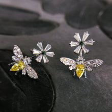 Load image into Gallery viewer, Bee &amp; Flower Forever Earrings