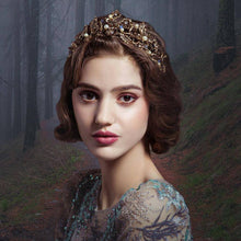 Load image into Gallery viewer, Garland of Gold Crown