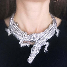 Load image into Gallery viewer, Dazzling Alligator Necklace