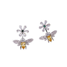 Load image into Gallery viewer, Bee &amp; Flower Forever Earrings