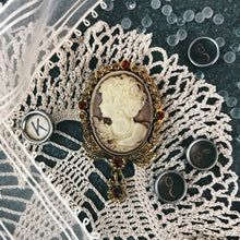 Load image into Gallery viewer, Victorian Lady Cameo
