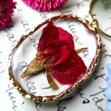 Load image into Gallery viewer, Dried Rose Trimmed in Gold Necklace