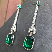 Load image into Gallery viewer, Long Green Retro Earrings