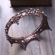 Load image into Gallery viewer, Queen in Her Castle Crown