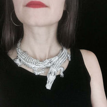 Load image into Gallery viewer, Dazzling Alligator Necklace