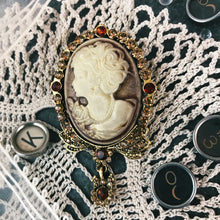 Load image into Gallery viewer, Victorian Lady Cameo