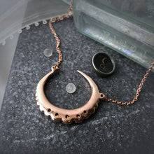 Load image into Gallery viewer, Moon with Green Necklace