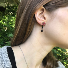 Load image into Gallery viewer, Pink Rose with Black Beads Earrings