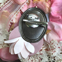 Load image into Gallery viewer, Audrey Hepburn Bubble Brooch Hair Clip