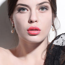 Load image into Gallery viewer, Flower Dipped in Pearl Earrings