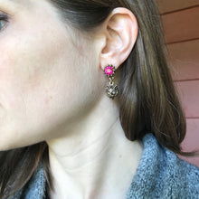 Load image into Gallery viewer, Faux Ruby Retro Tiger Earrings