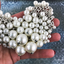 Load image into Gallery viewer, Pearly Clusters Statement Necklace Set