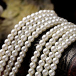 Load image into Gallery viewer, Lady Brianna Teardrop Pearl Necklace