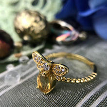 Load image into Gallery viewer, Sweet Citrine Honey Bee Ring
