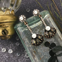 Load image into Gallery viewer, Treasures of the Deep Sea Earrings